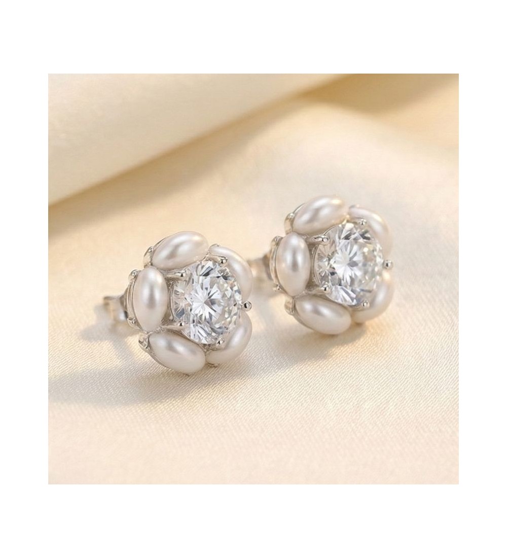 Silver & Rose Gold Pearl Halo Earrings – Elegant Zirconia and Pearl Studs